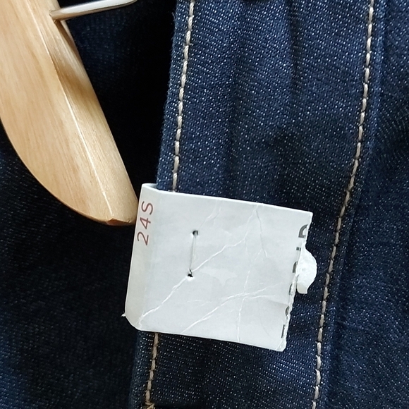 NWT Torrid Skinny Jeans Dark Wash Size 24S - Picture 10 of 11